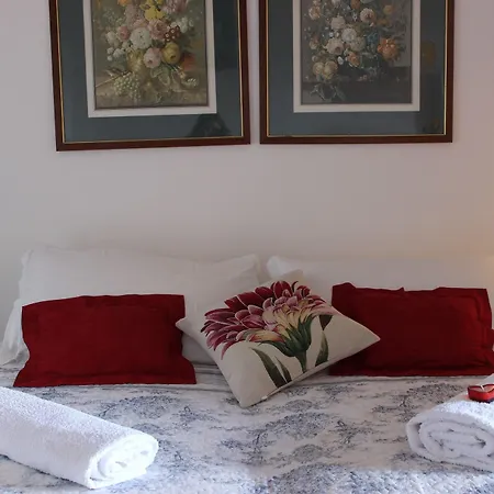 Ridolfi Bed & Breakfast 3*